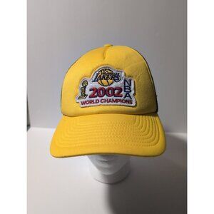 Los Angeles Lakers Hat Adult One Size Yellow 2002 World Champions Mitchell Ness